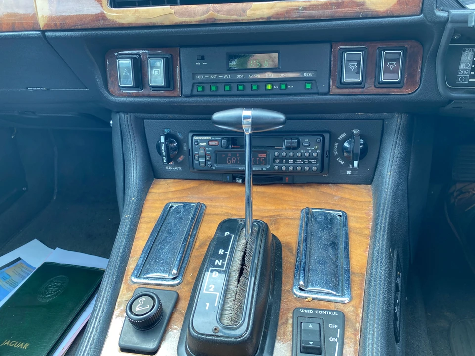 1989 Jaguar XJS Pre-Facelift V12 - Image 3 of 31