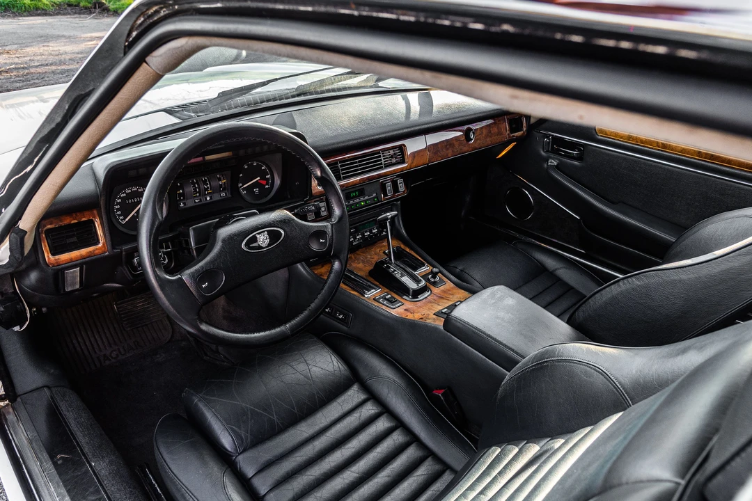 1989 Jaguar XJS Pre-Facelift V12 - Image 14 of 17