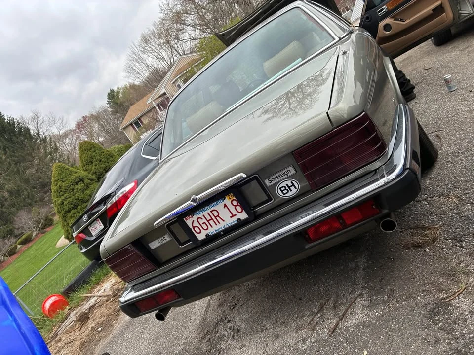 1989 Jaguar - Image 10 of 13