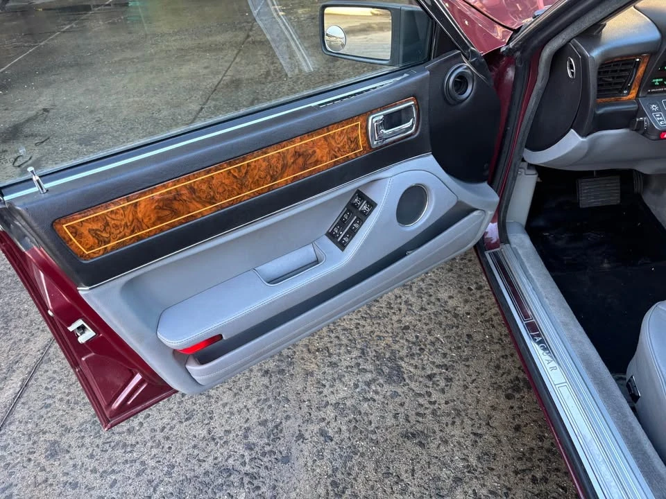 1989 Jaguar XJ40 XJ - Image 8 of 13