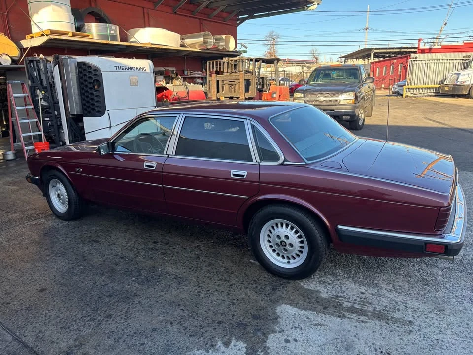 1989 Jaguar XJ40 XJ - Image 6 of 13