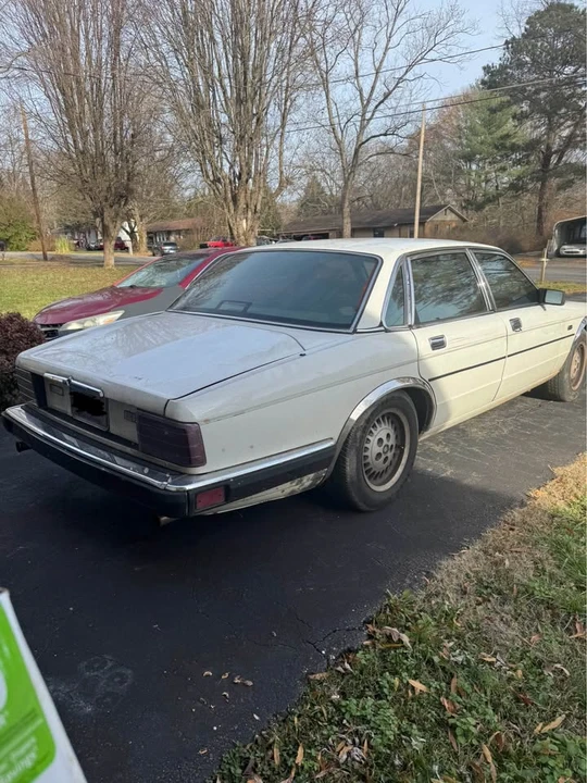 1989 Jaguar XJ40 XJ - Image 3 of 7