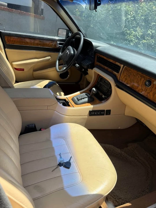 1989 Jaguar XJ40 XJ - Image 8 of 11