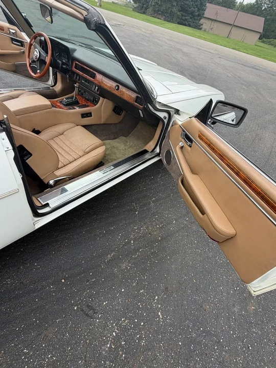 1989 Jaguar XJS Convertible - Image 19 of 20