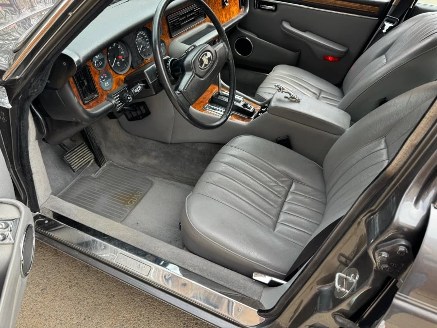 1989 Jaguar XJ Series 3 - Image 19 of 31