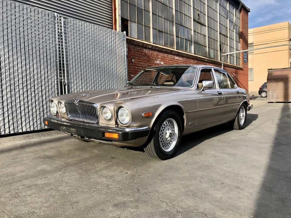 1989 Jaguar XJ Series 3 - Image 3 of 31