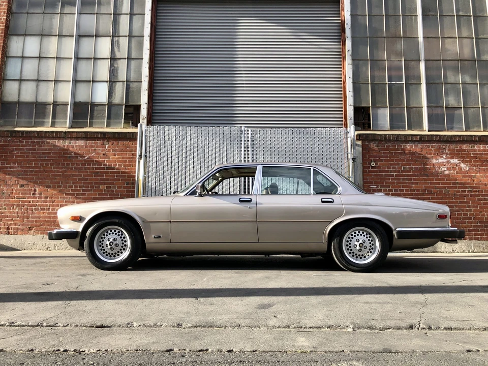 1989 Jaguar XJ Series 3 - Image 7 of 31