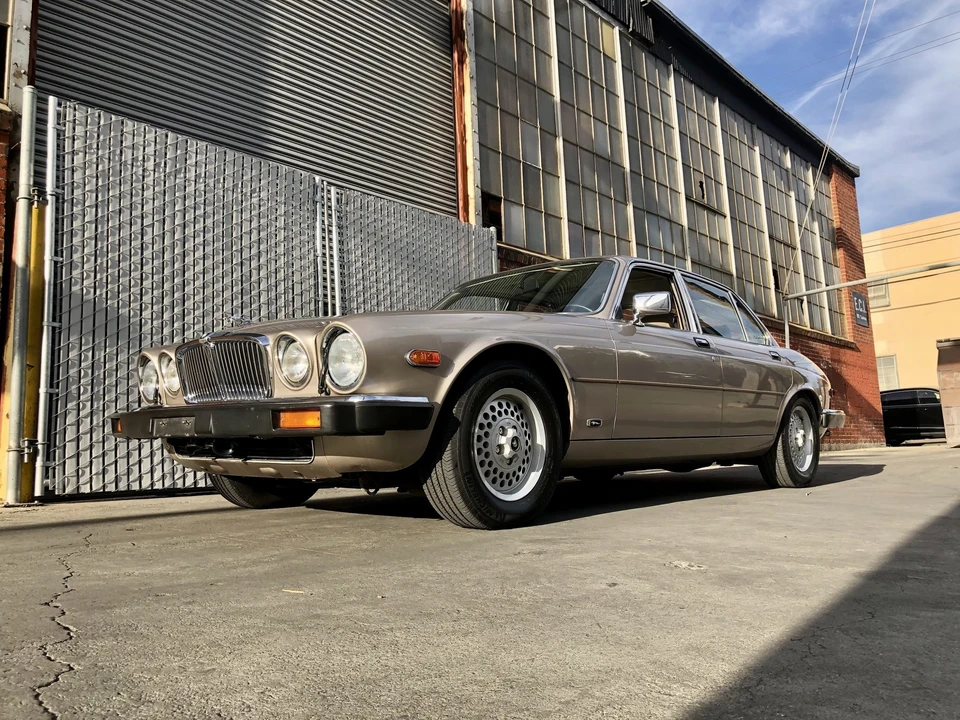 1989 Jaguar XJ Series 3 - Image 4 of 31