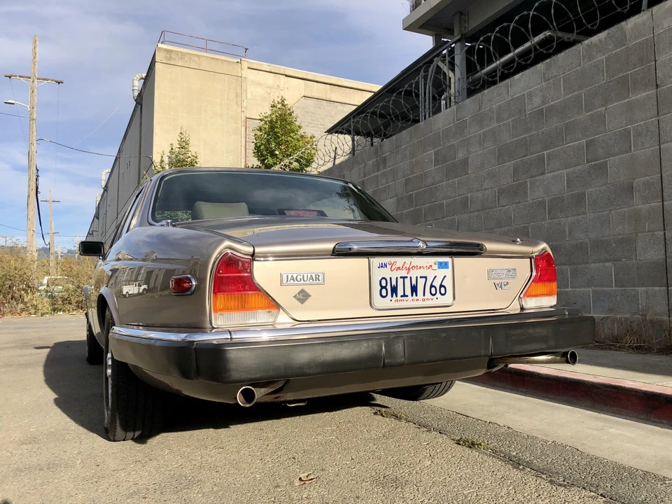 1989 Jaguar XJ Series 3 - Image 12 of 31