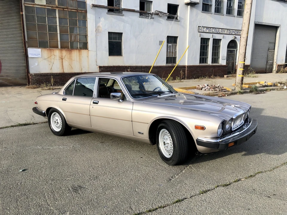 1989 Jaguar XJ Series 3 - Image 27 of 31