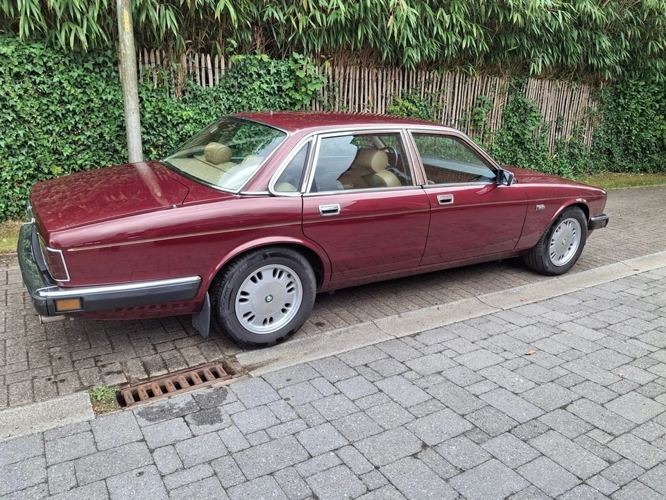 1989 Jaguar XJ40 XJ - Image 8 of 30
