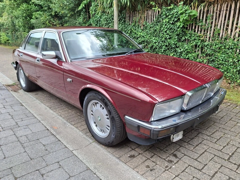 1989 Jaguar XJ40 XJ - Image 3 of 30