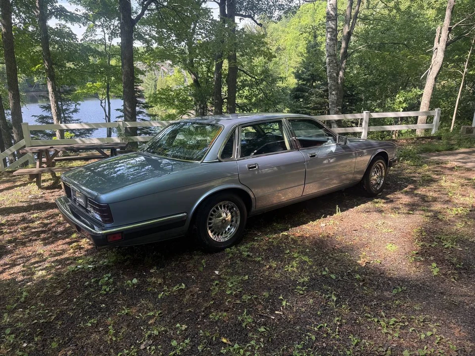 1989 Jaguar XJ40 XJ - Image 2 of 15