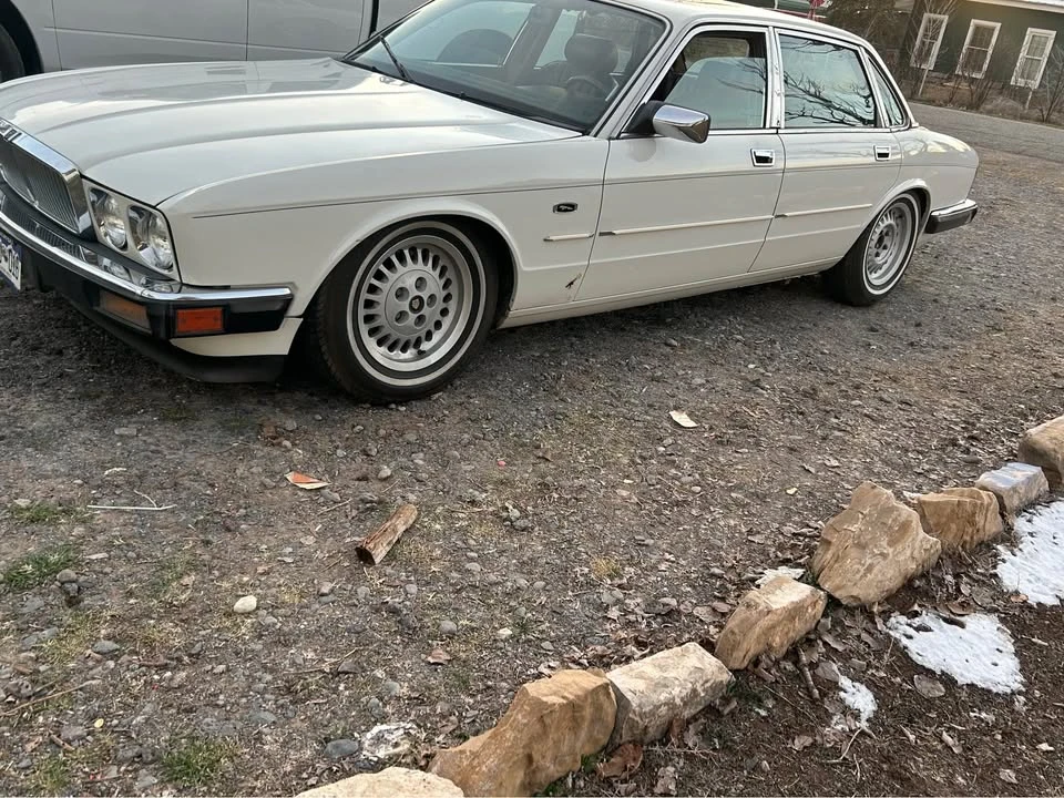 1989 Jaguar XJ Series 3 - Image 2 of 14