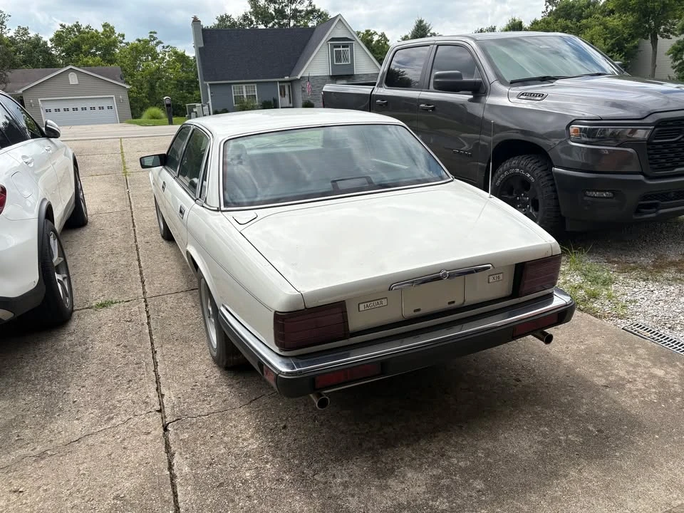 1989 Jaguar XJ40 XJ - Image 2 of 4