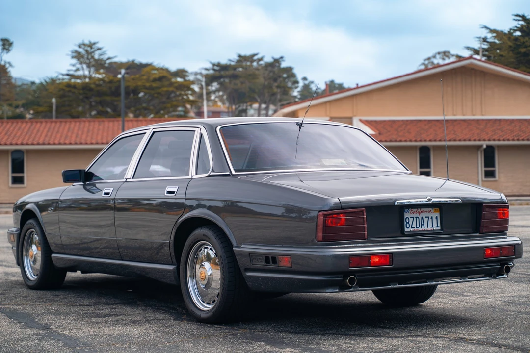 1989 Jaguar XJ40 XJ - Image 14 of 31