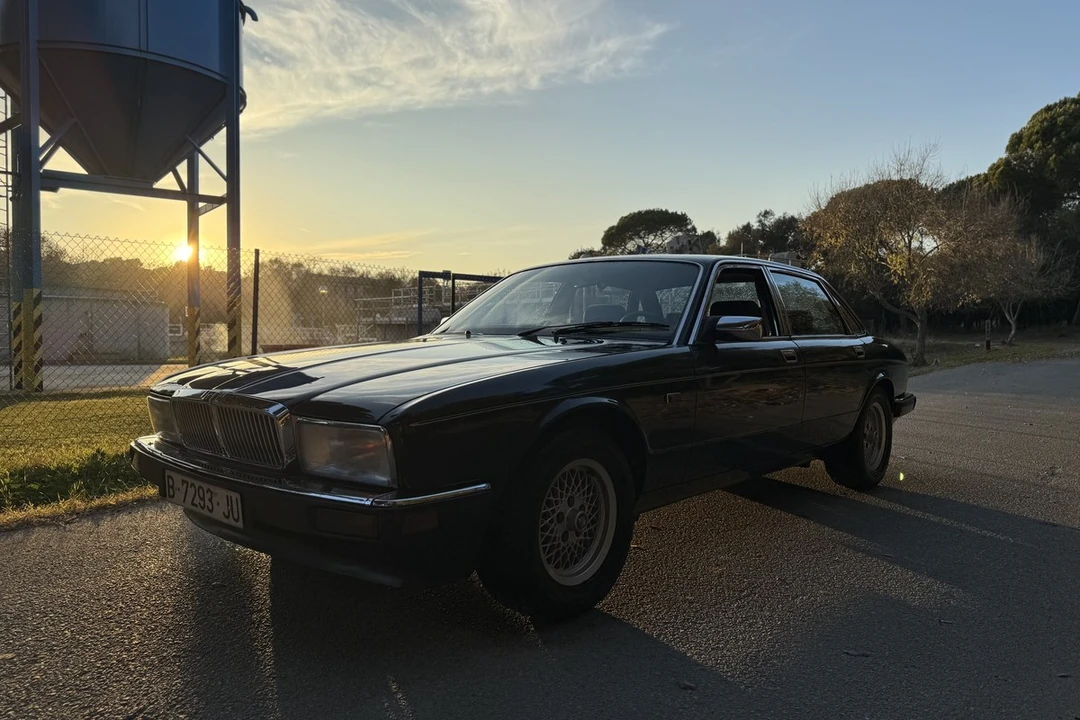 1989 Jaguar XJ40 XJ - Image 2 of 30