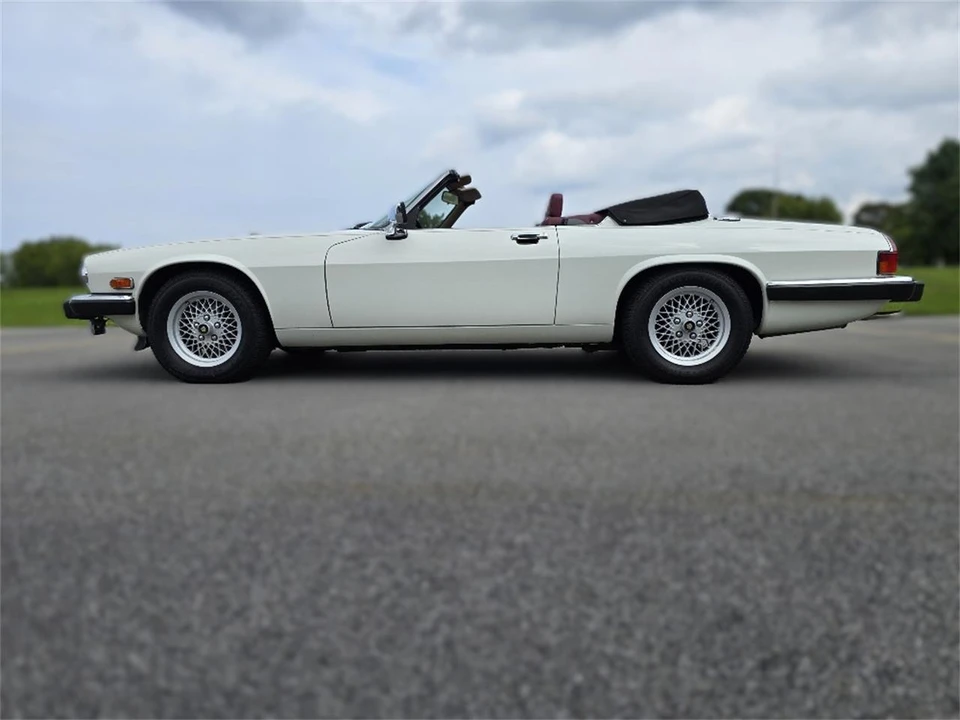 1989 Jaguar XJS - Image 3 of 31