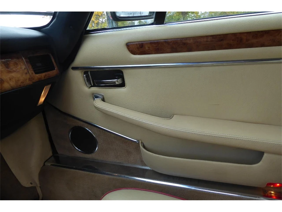 1989 Jaguar XJS - Image 23 of 31