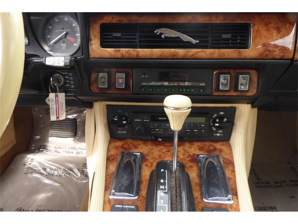 1989 Jaguar XJS - Image 18 of 31