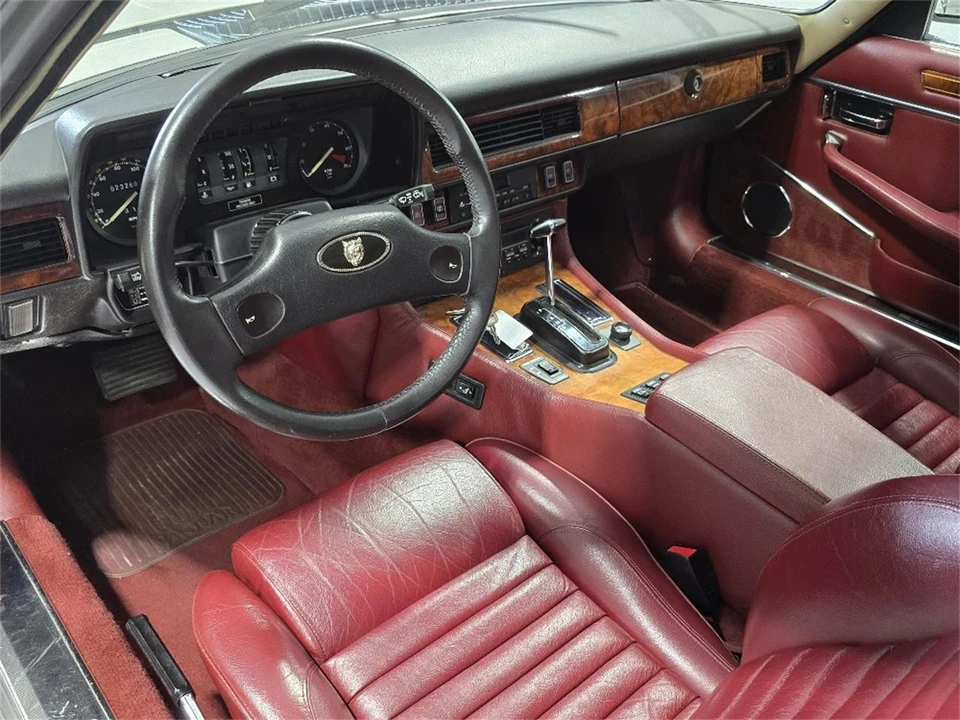 1989 Jaguar XJS - Image 31 of 31