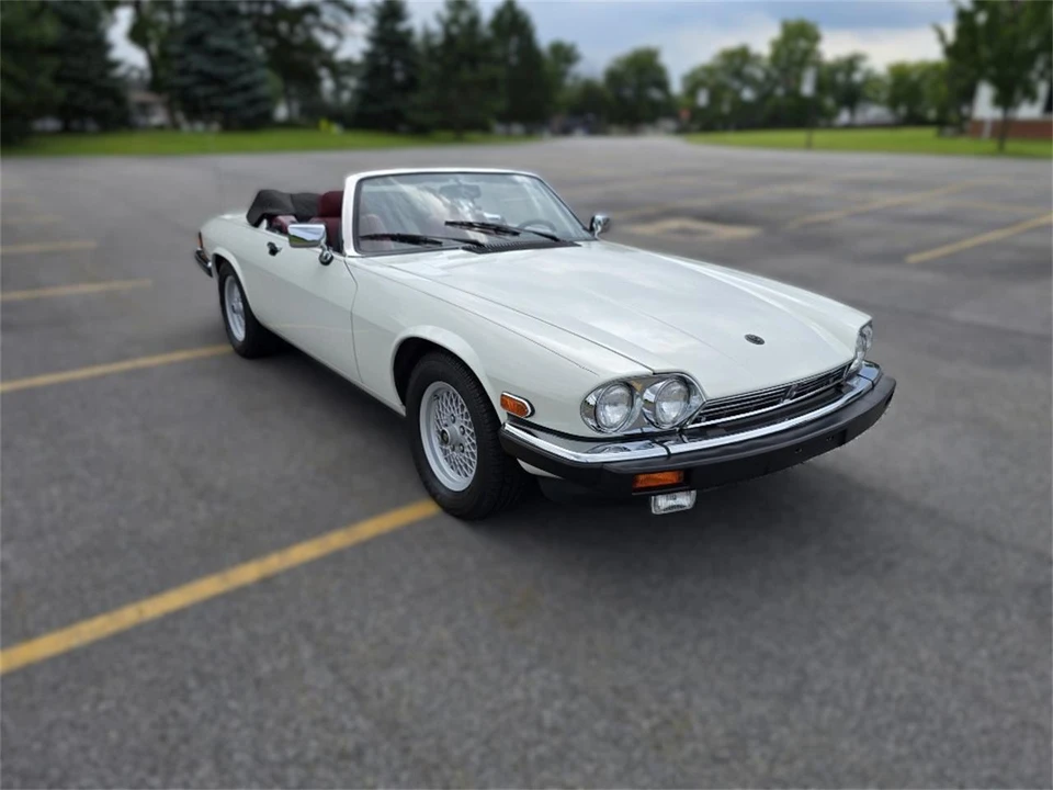 1989 Jaguar XJS - Image 2 of 31