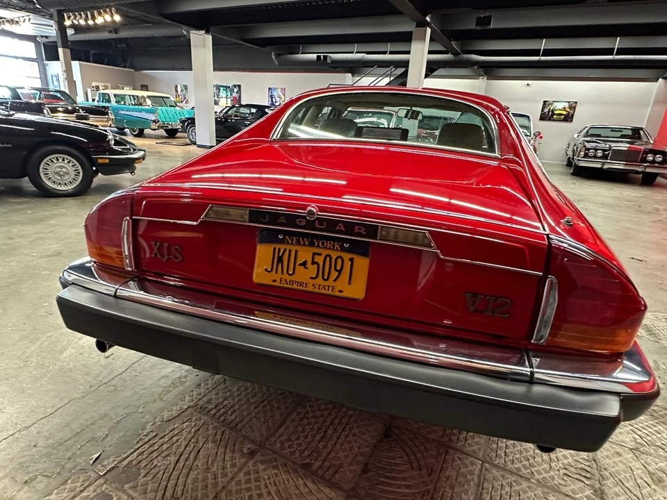 1989 Jaguar - Image 25 of 31