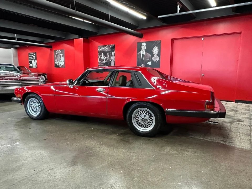 1989 Jaguar - Image 30 of 31