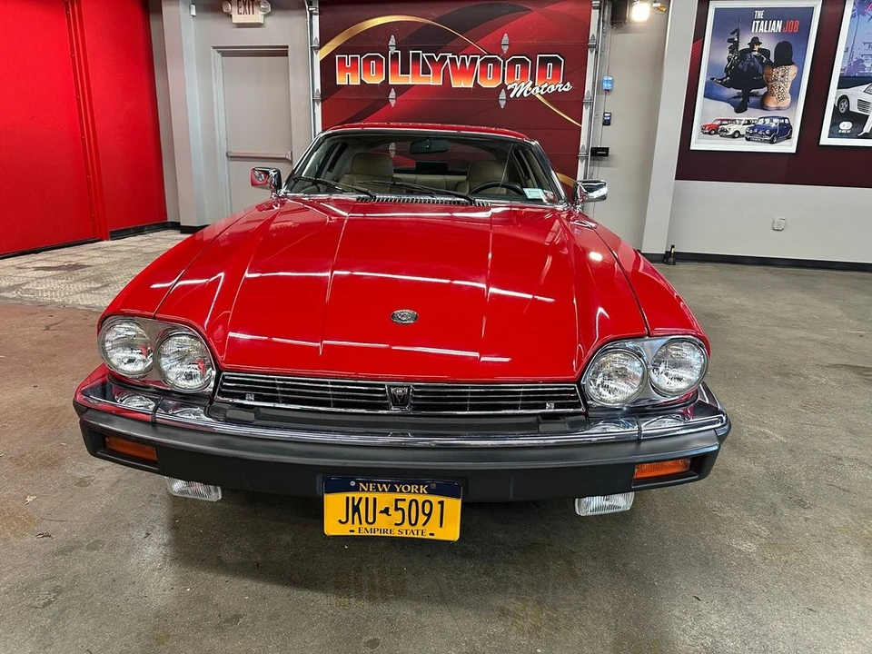 1989 Jaguar - Image 9 of 31
