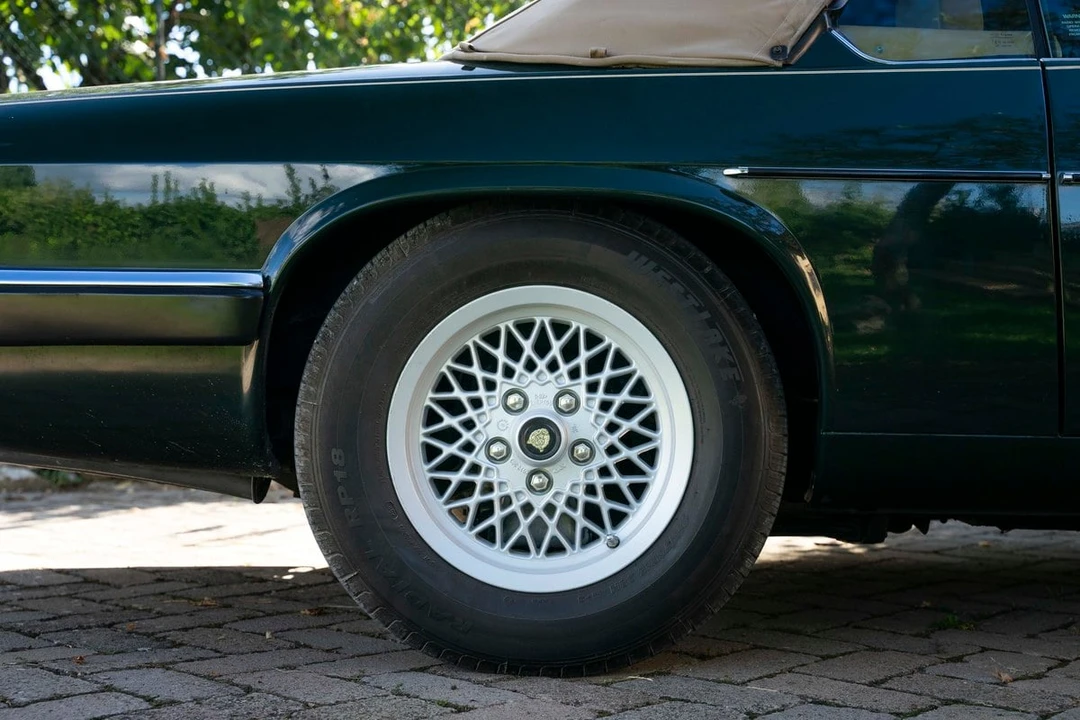 1989 Jaguar XJS Convertible - Image 25 of 30