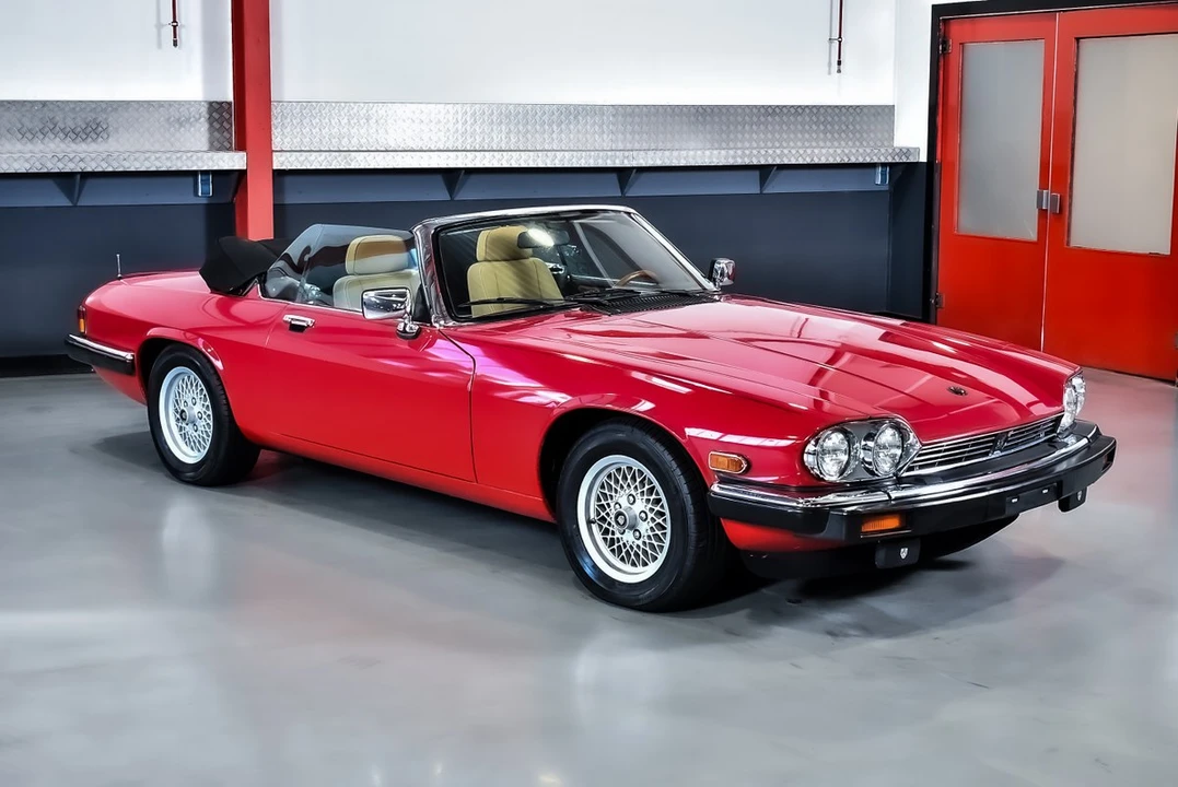 1989 Jaguar XJS Convertible - Image 9 of 30