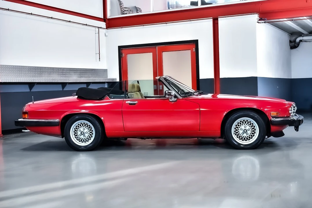 1989 Jaguar XJS Convertible - Image 15 of 30