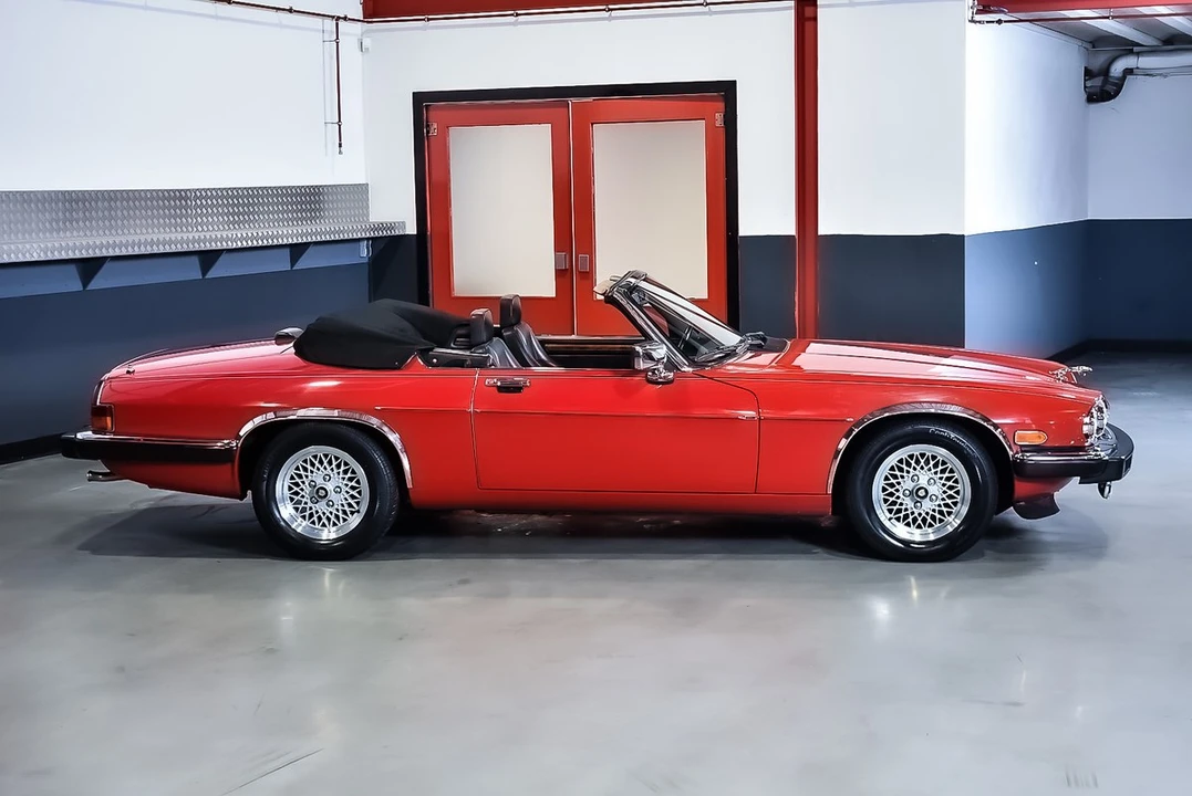 1989 Jaguar XJS Convertible - Image 10 of 30