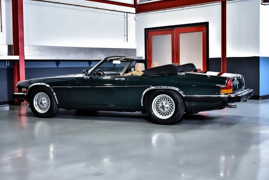 1989 Jaguar XJS Convertible - Image 25 of 30