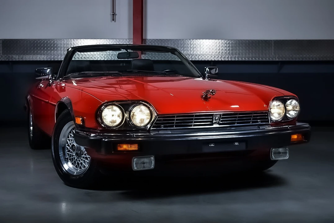 1989 Jaguar XJS Convertible - Image 19 of 30