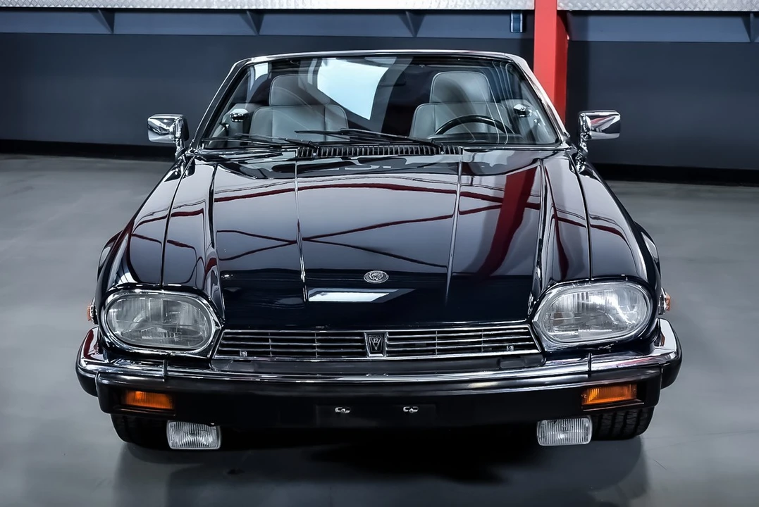 1989 Jaguar XJS Convertible - Image 2 of 30