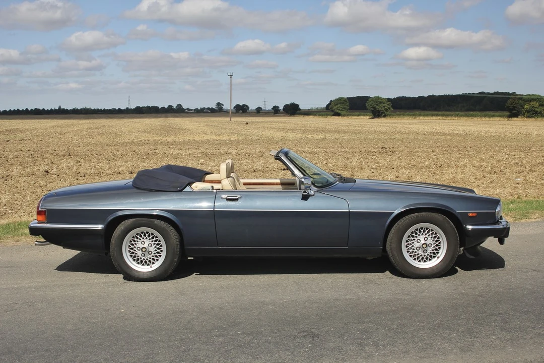 1989 Jaguar XJS Convertible - Image 8 of 30