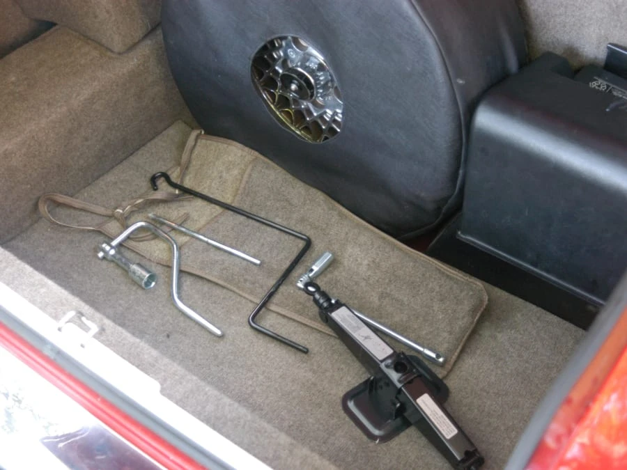 1989 Jaguar XJS Convertible - Image 5 of 8