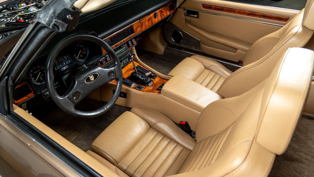 1989 Jaguar XJS Convertible - Image 9 of 31