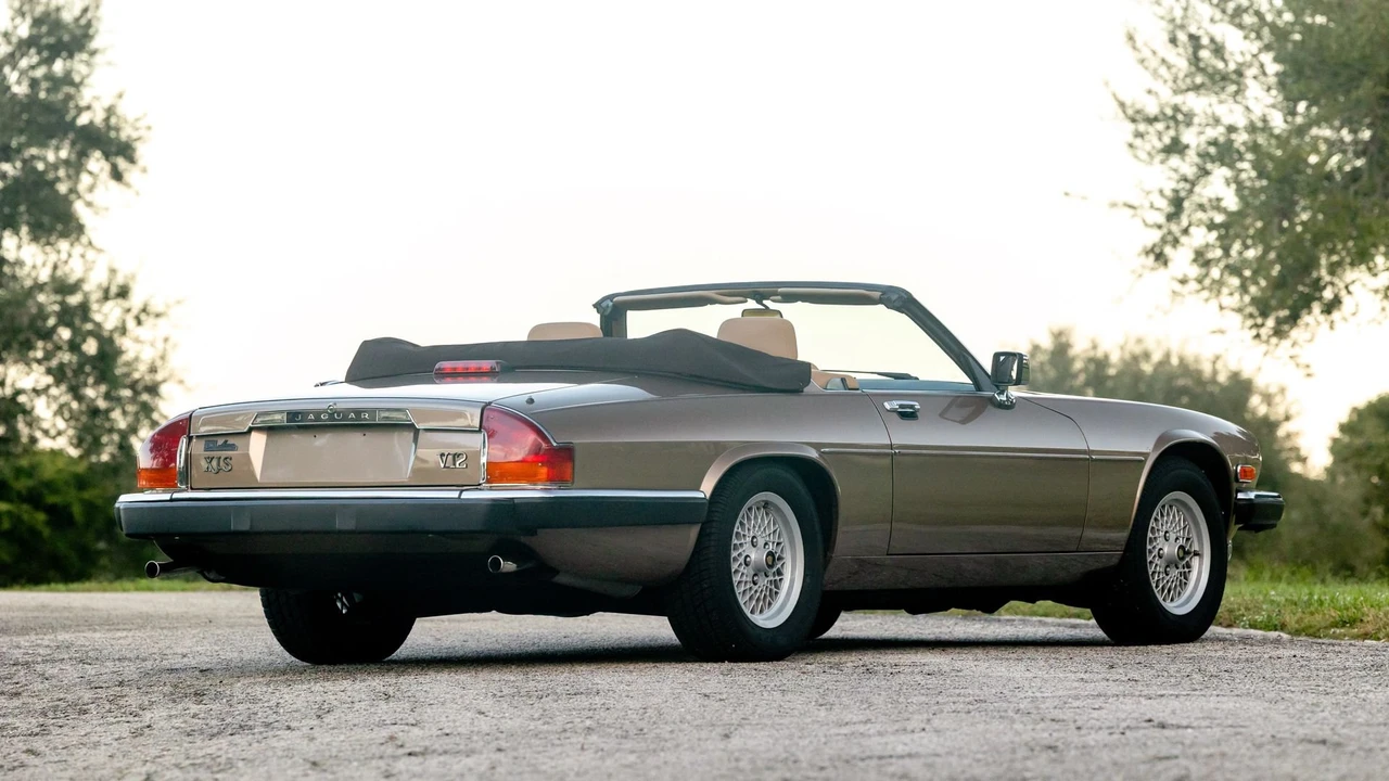 1989 Jaguar XJS Convertible - Image 19 of 31