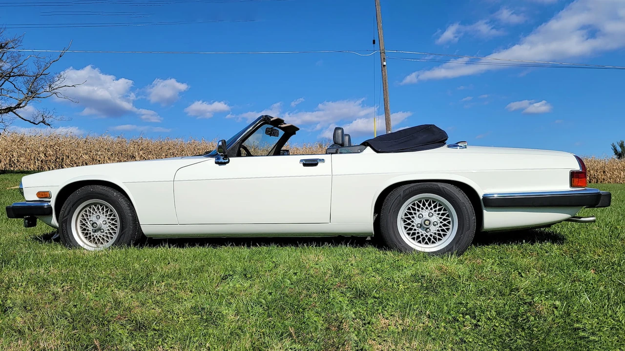 1989 Jaguar XJS Convertible - Image 2 of 13