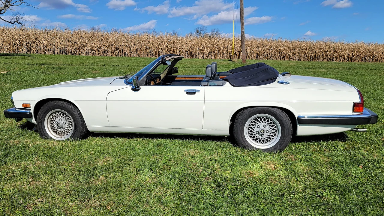 1989 Jaguar XJS Convertible - Image 9 of 13