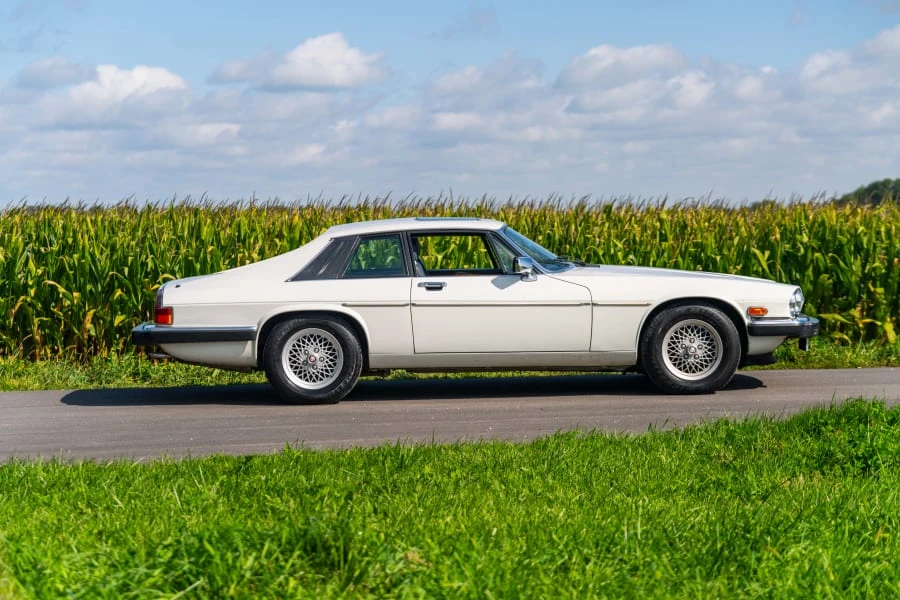 1989 Jaguar XJS - Image 2 of 23