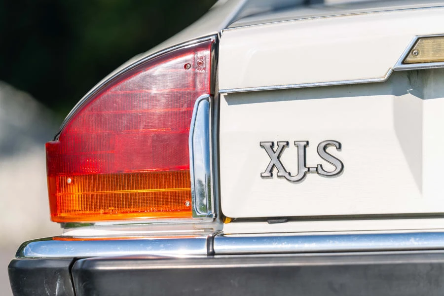 1989 Jaguar XJS - Image 9 of 23