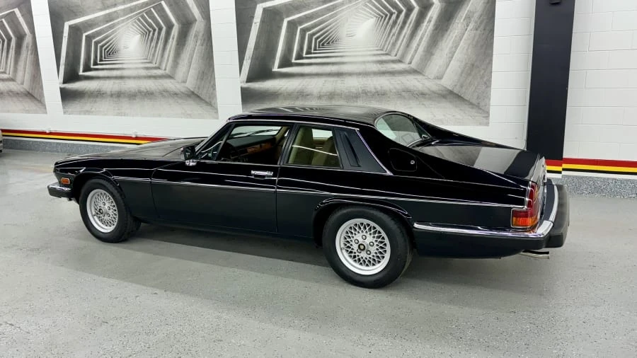 1989 Jaguar XJS - Image 8 of 23