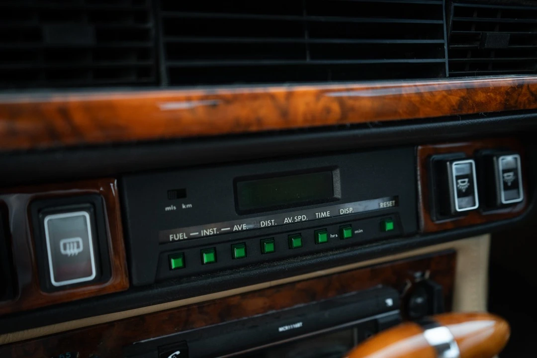 1989 Jaguar XJS Pre-Facelift V12 - Image 23 of 30