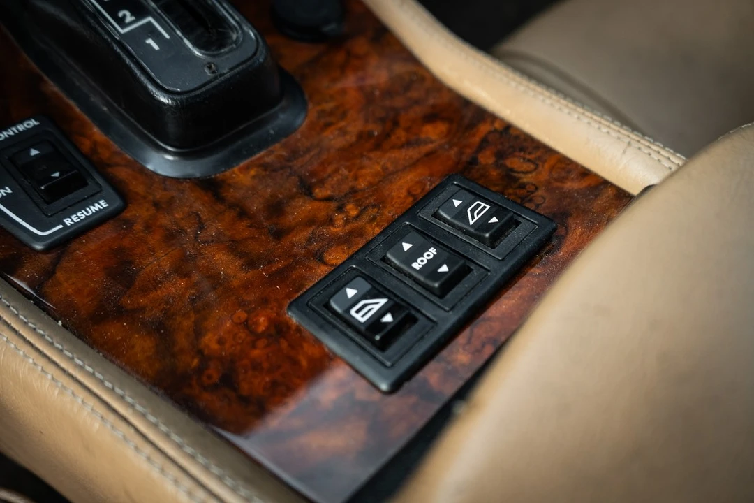 1989 Jaguar XJS Pre-Facelift V12 - Image 24 of 30