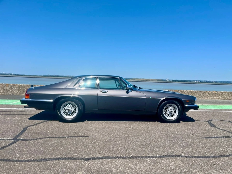 1989 Jaguar XJS - Image 11 of 31