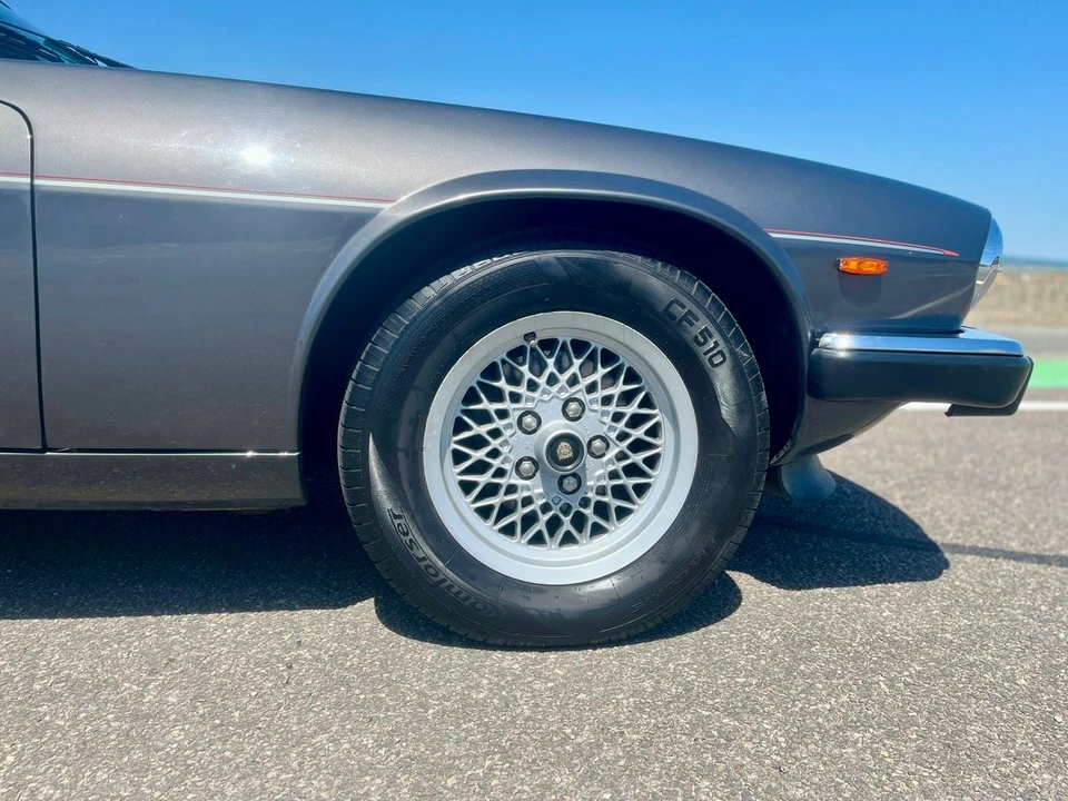 1989 Jaguar XJS - Image 14 of 31