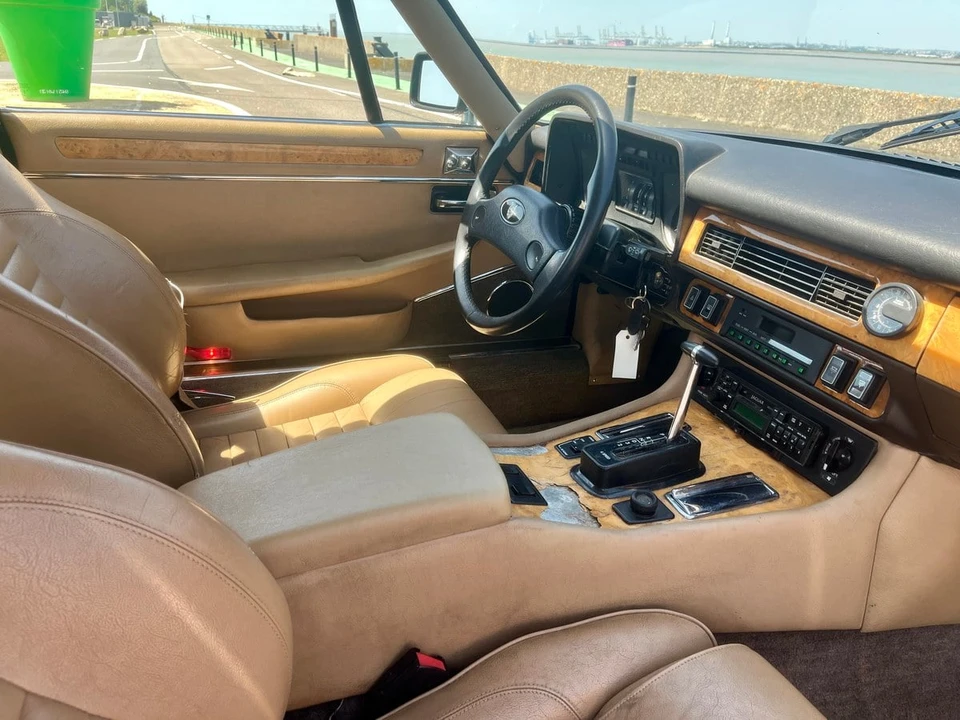 1989 Jaguar XJS - Image 18 of 31